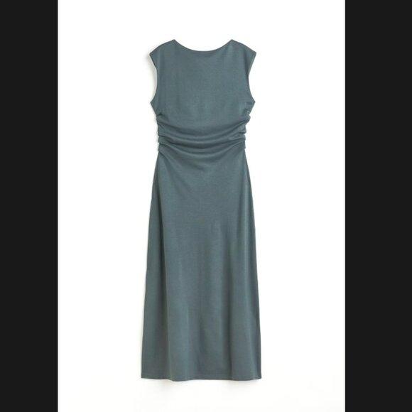 H&M Dresses & Skirts - NWT - H&M - Green Fitted Tailored Jersey Dress - Size Small